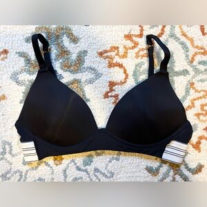 Lively Black and White Women's Bra 36B